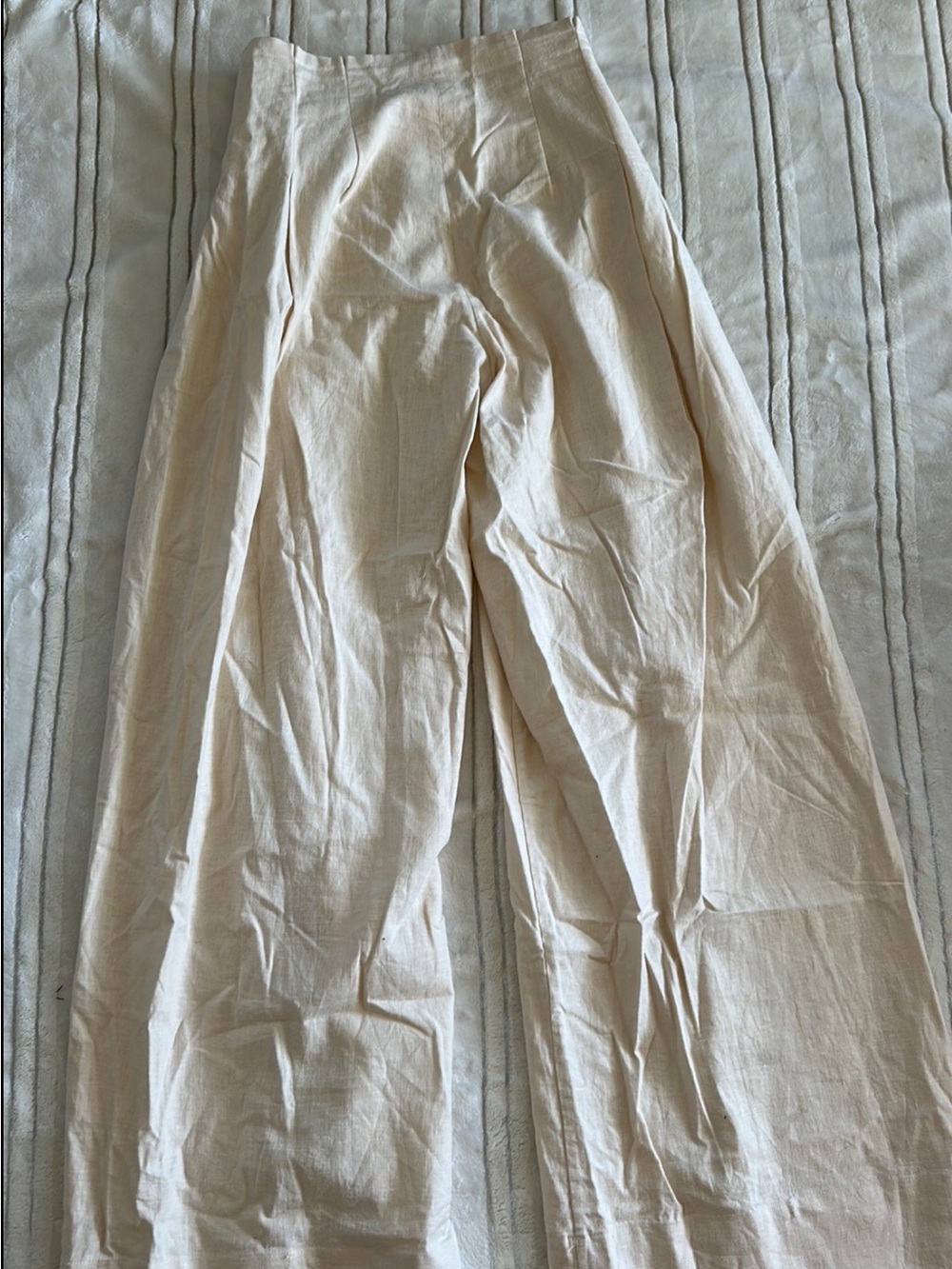 St. Agni Cream High-Rise Wide-Leg Trousers - Picture 10 of 10